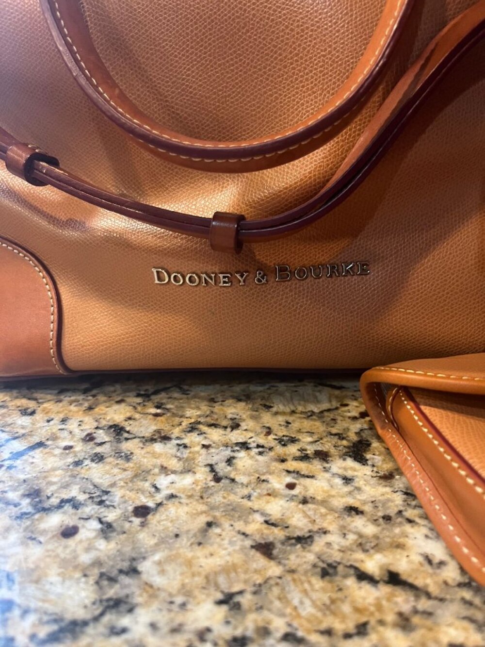 Dooney and Bourke Large Tote Bag - Picture 3 of 4